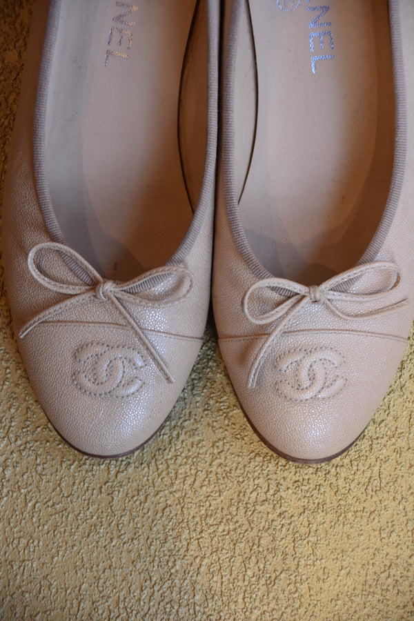 Chanel Vintage Beige Leather CC Ballet Flats