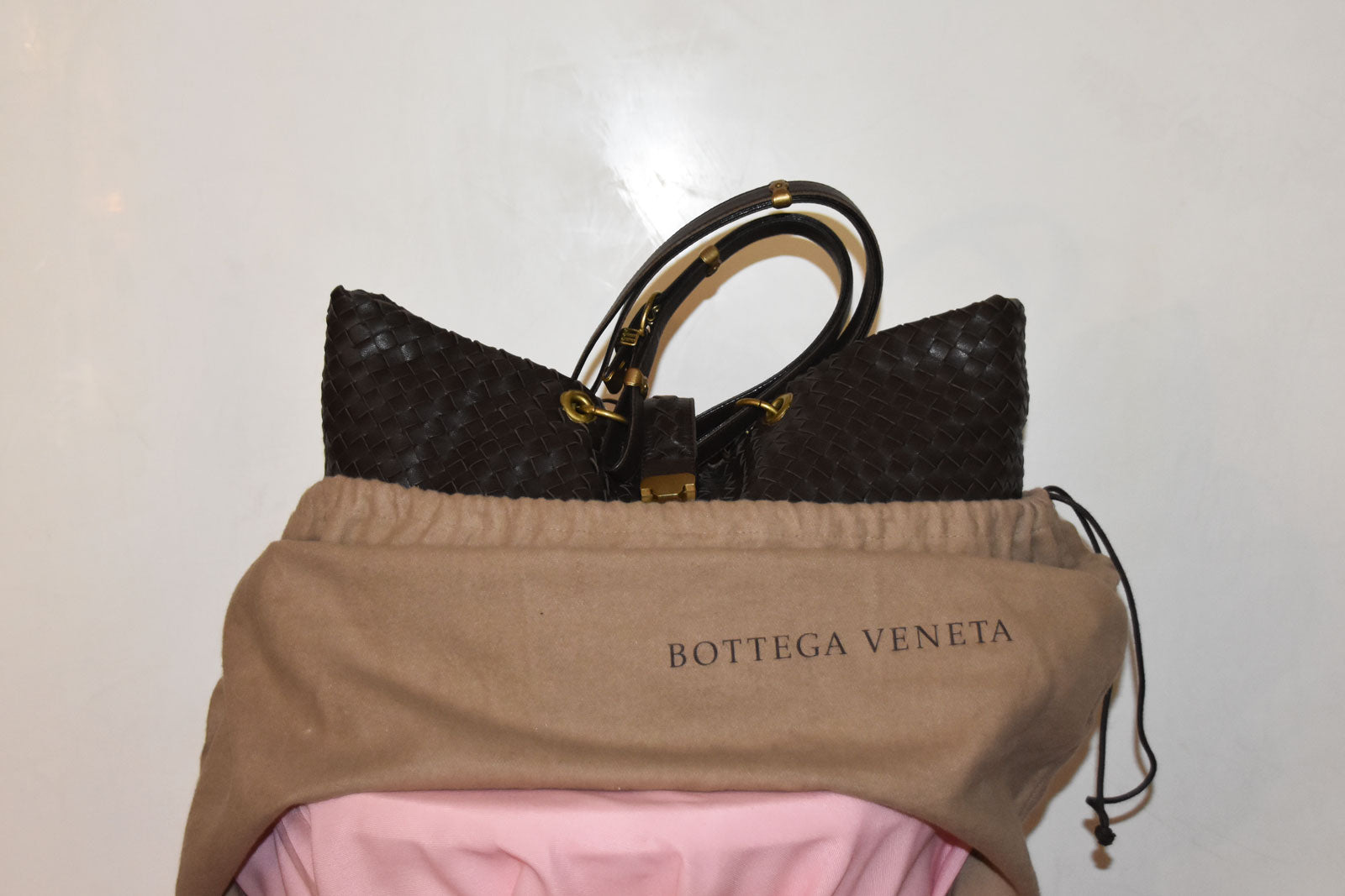 BOTTEG VENETA TWIST SHOPPER BAG