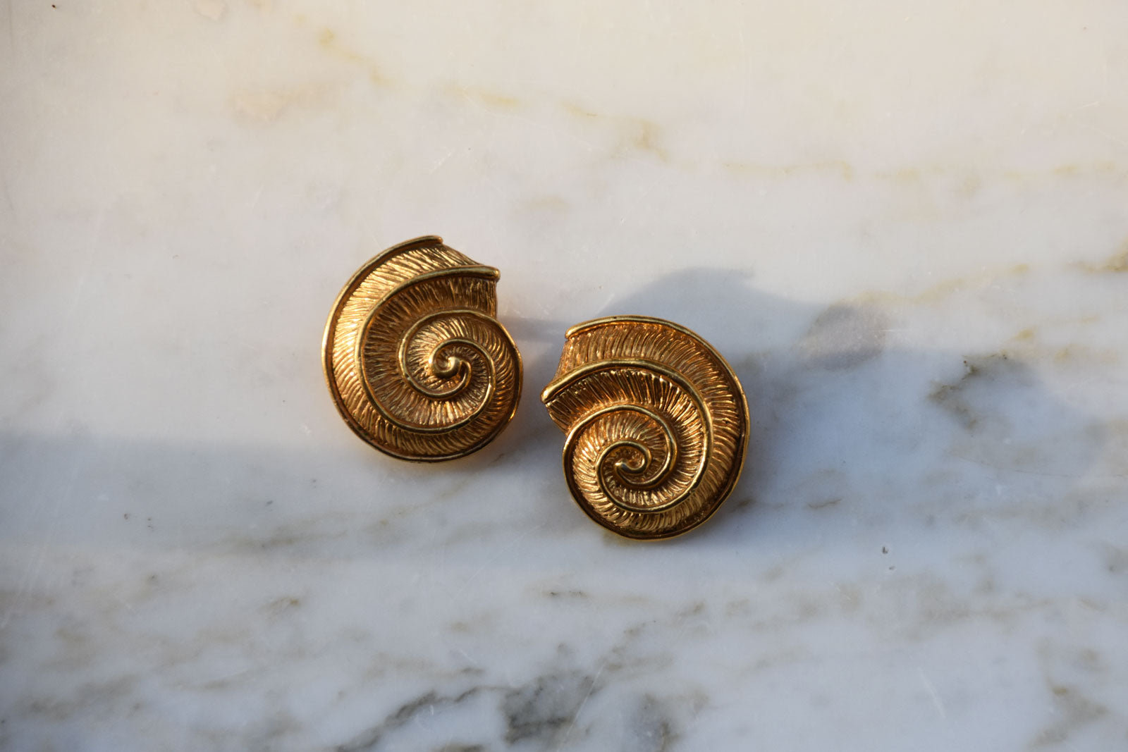 VINTAGE LANVIN SHELL CLIP-ON EARRINGS