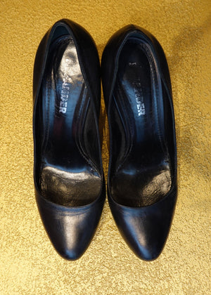 Black Pointed Leather Pumps
