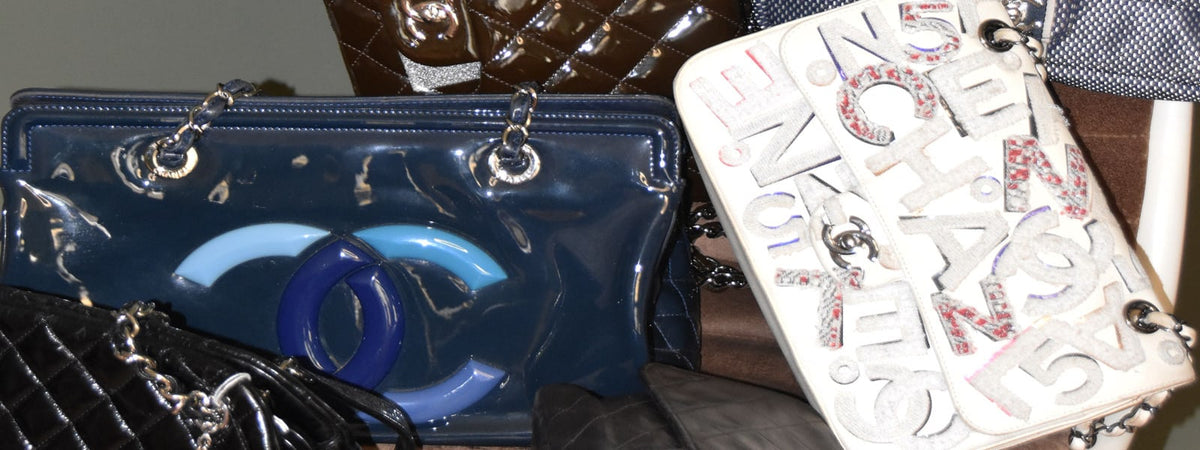 A selection of vintage handbags at Gizeye