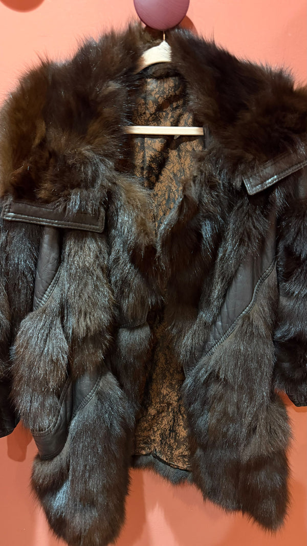 Vintage fox fur leather coat — collar and leather detail