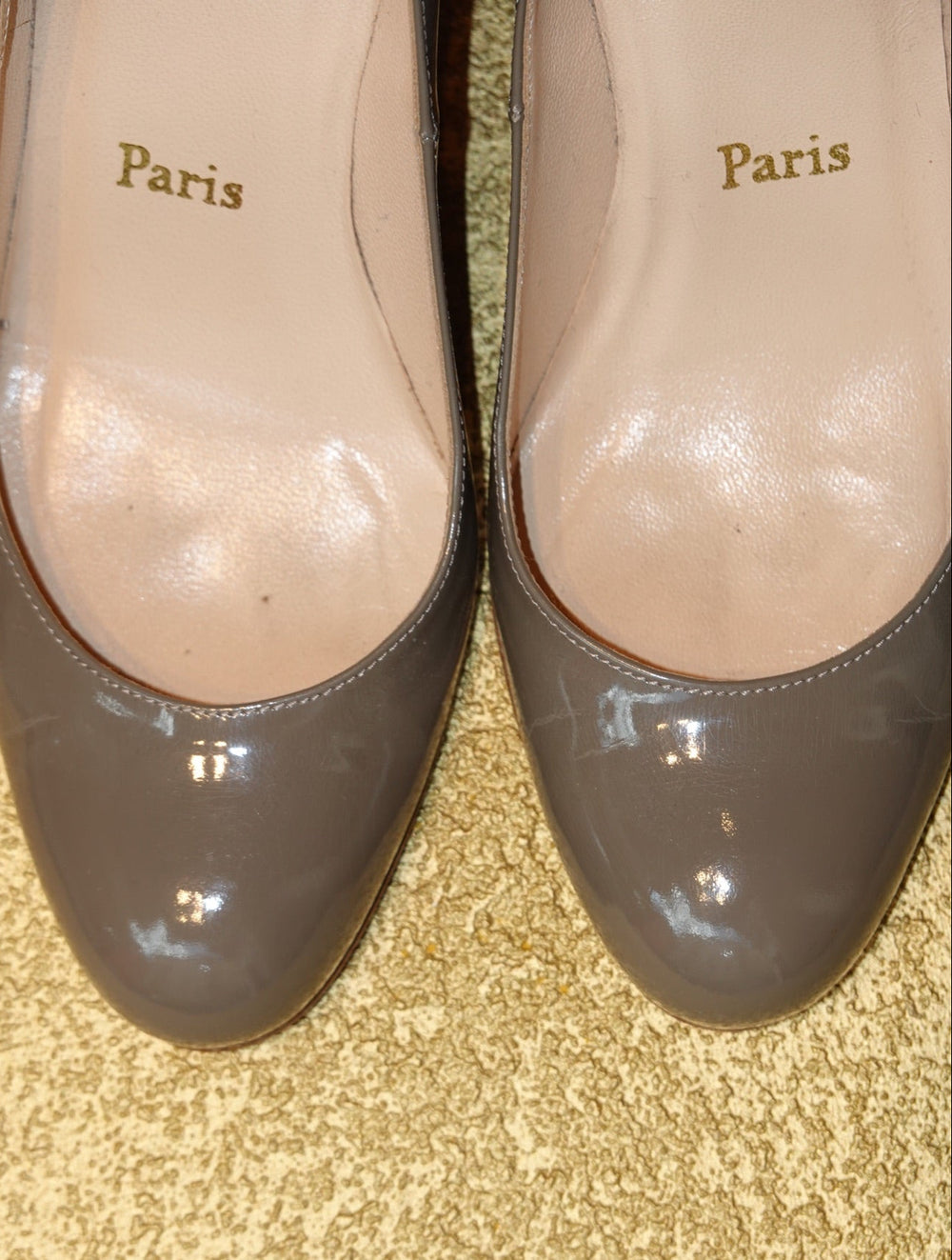 Grey Patent Pointed Pumps
