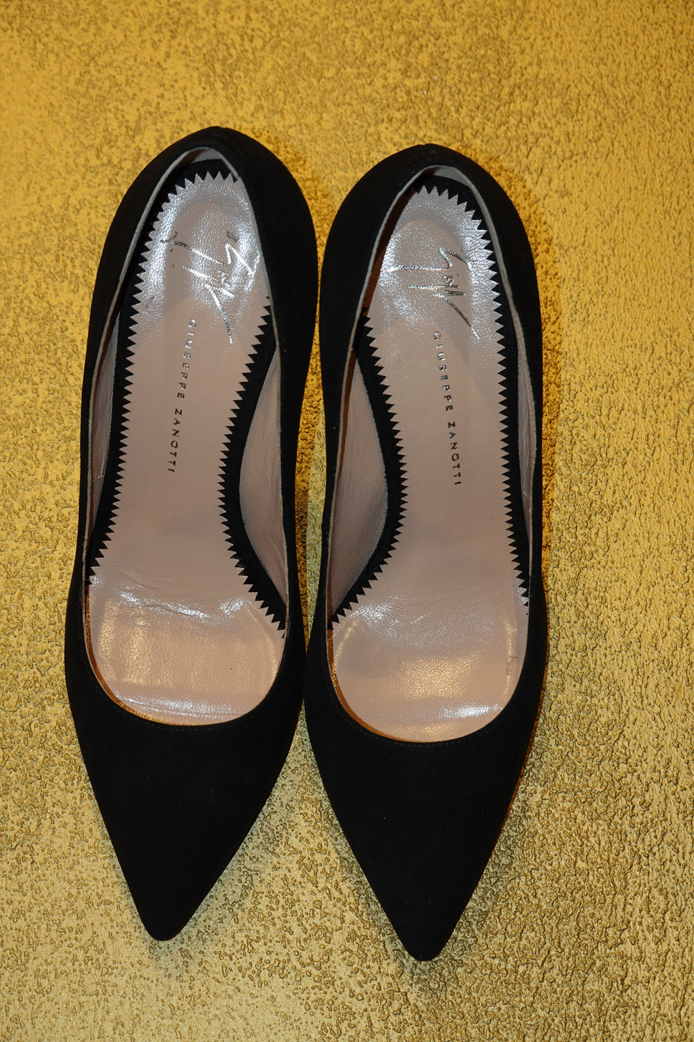 Giuseppe Zanotti black pumps - photograph 5940