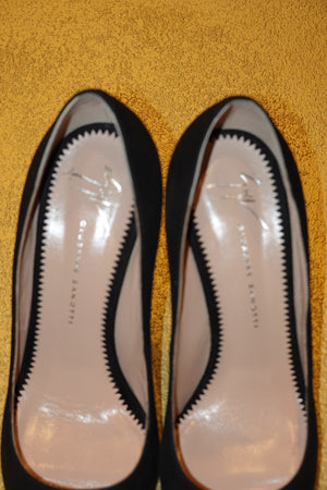 Giuseppe Zanotti black pumps - photograph 5941