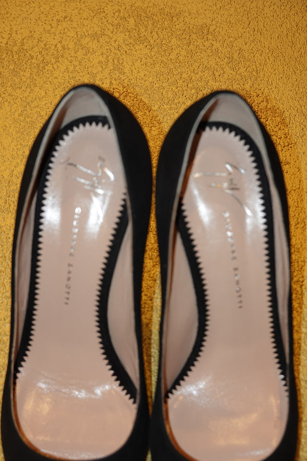 Giuseppe Zanotti black pumps - photograph 5941