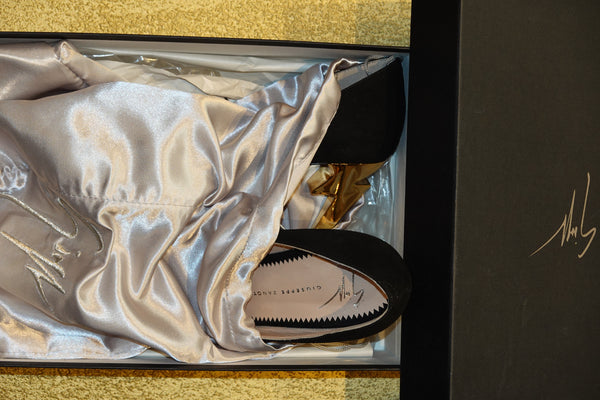 Giuseppe Zanotti black pumps - photograph 5944